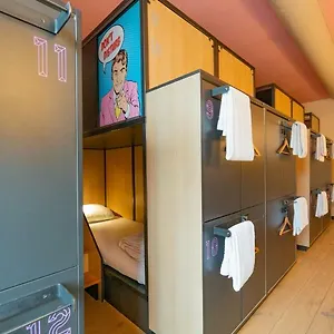  Hostel Sparks Holandia