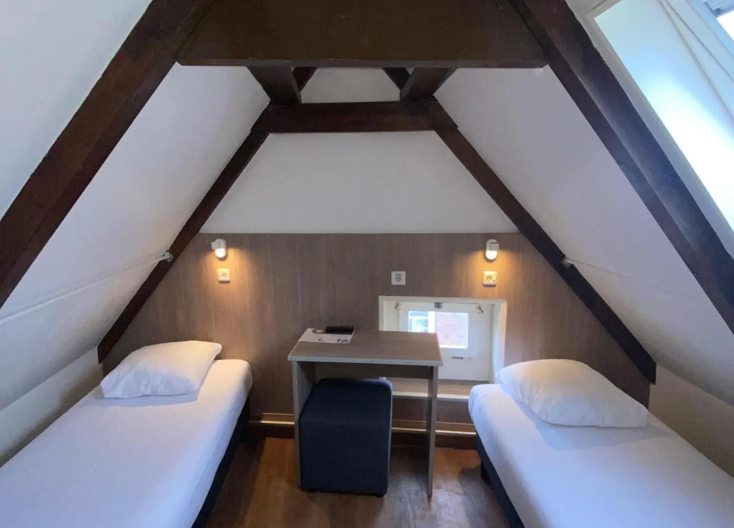 Hotel Old Quarter Амстердам